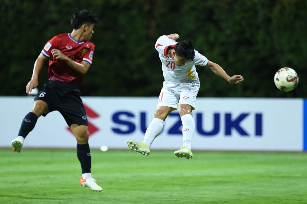 toan canh Dt viet nam 2-0 Dt lao phan van Duc toa sang, DkvD aff cup khoi dau thuan loi hinh anh 8