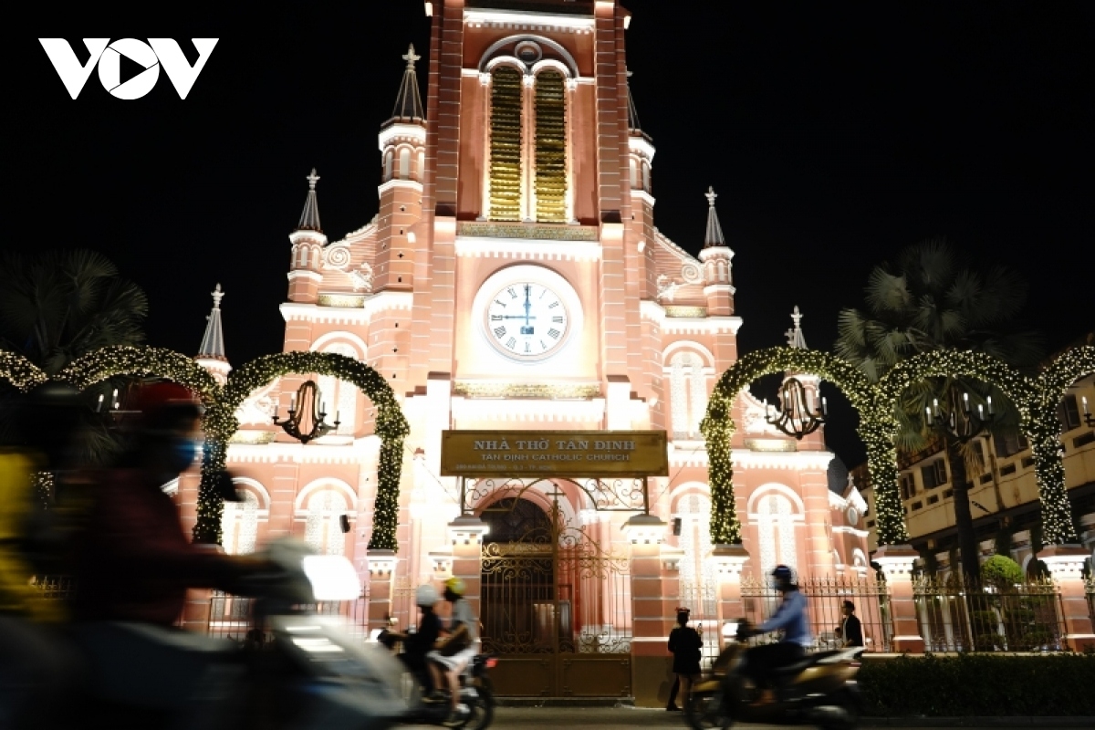 churches across hcm city get decked out ahead of christmas picture 10