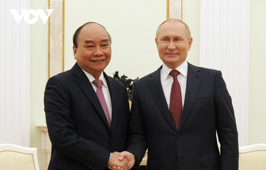 Vietnamese and Russian Presidents hold high-level talks