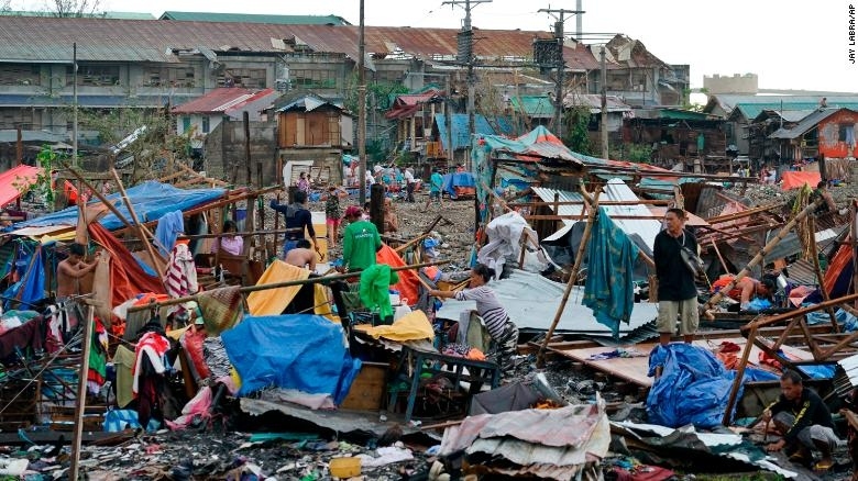 Siêu bão RAI gây thiệt hại lớn tại Philippines. (Ảnh: CNN Philippines)
