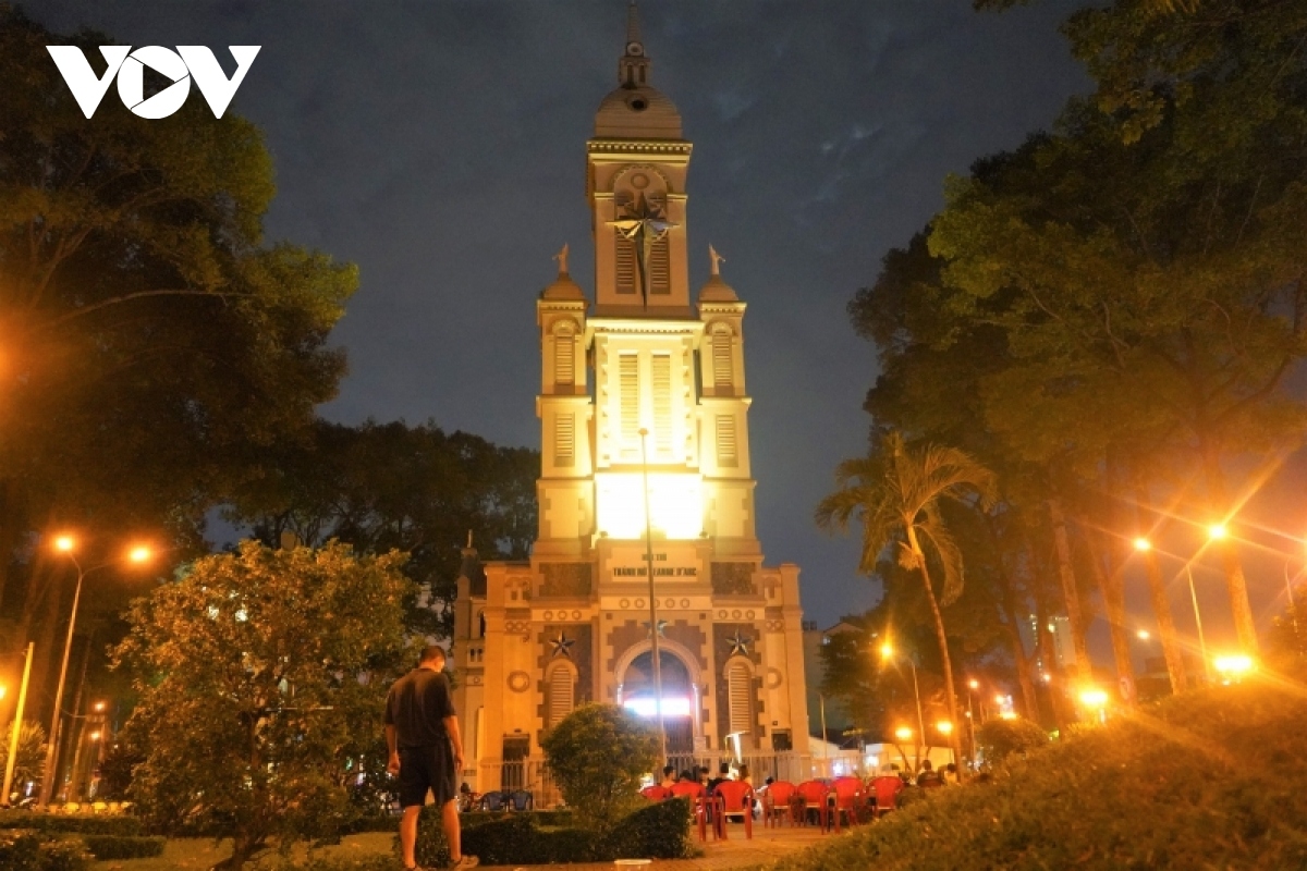 churches across hcm city get decked out ahead of christmas picture 8