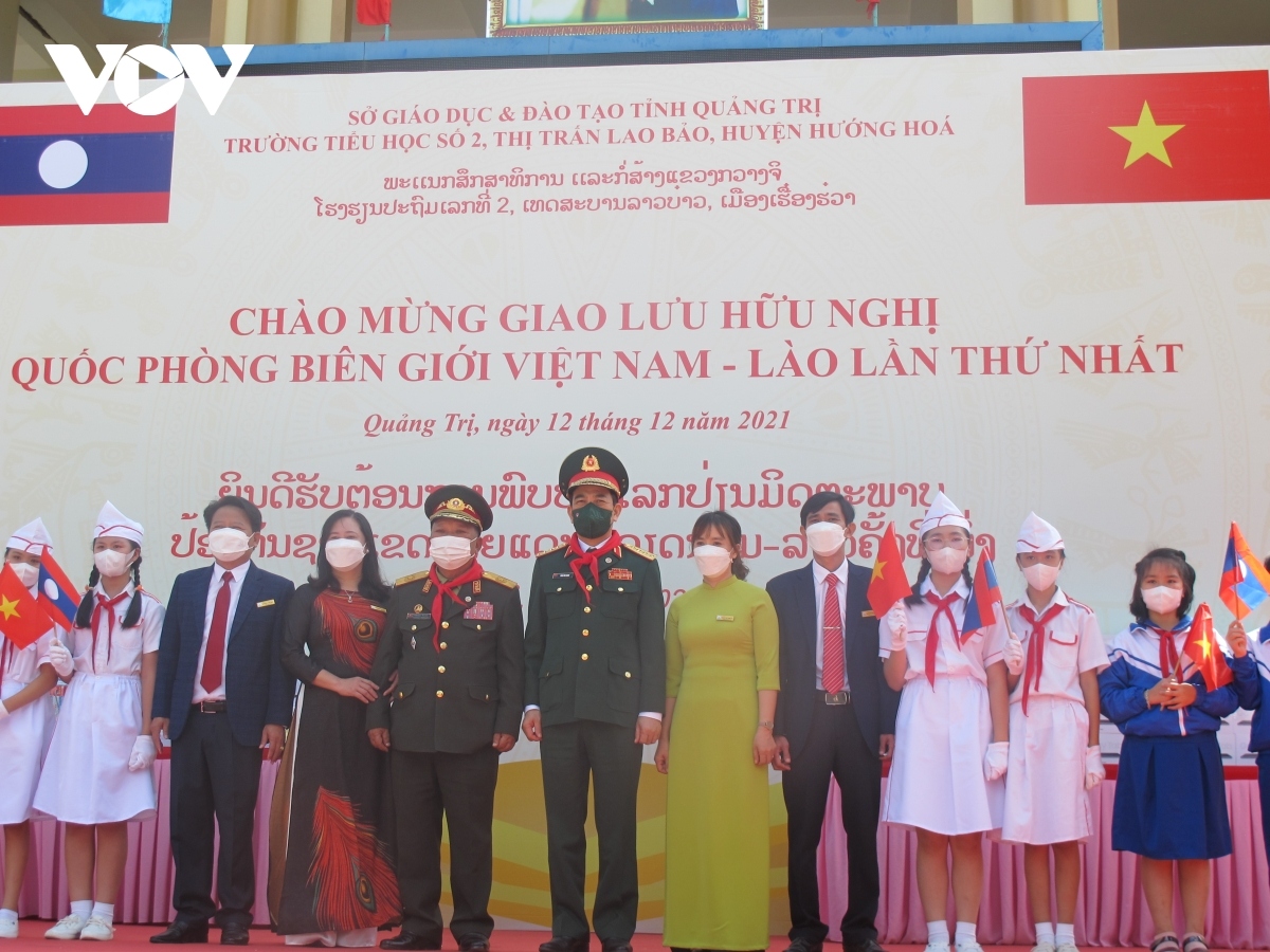 vietnam, laos hold first border defence friendship exchange picture 4