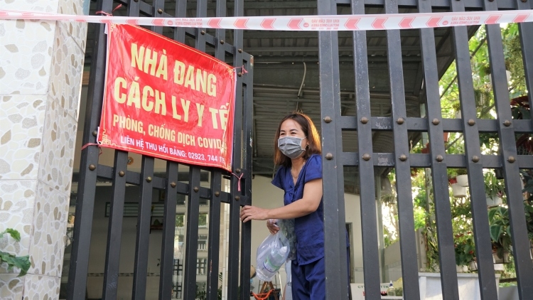 covid-19 new infections, deaths both rise over 24 hours in vietnam picture 1