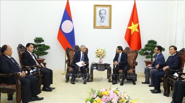 vietnam treasures special ties with laos deputy pm picture 1