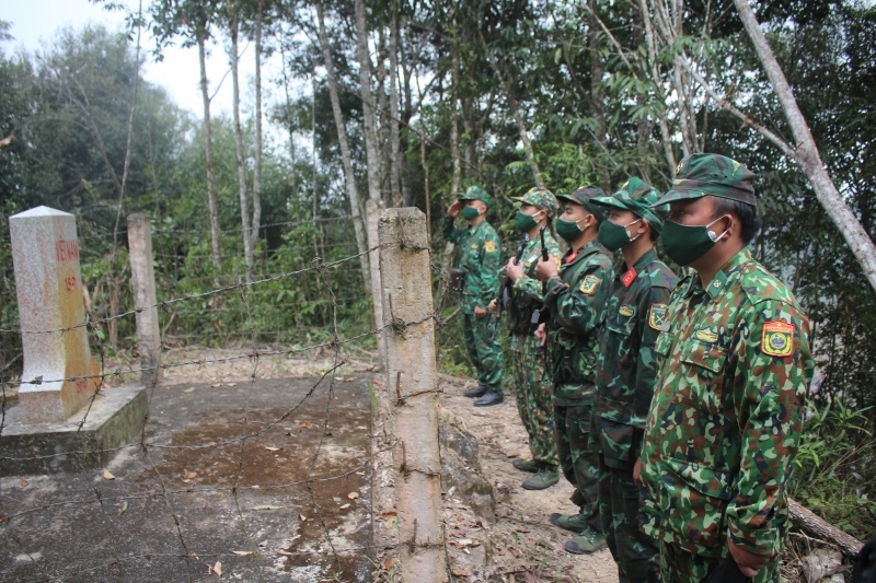 Vững vàng trên chốt biên cương