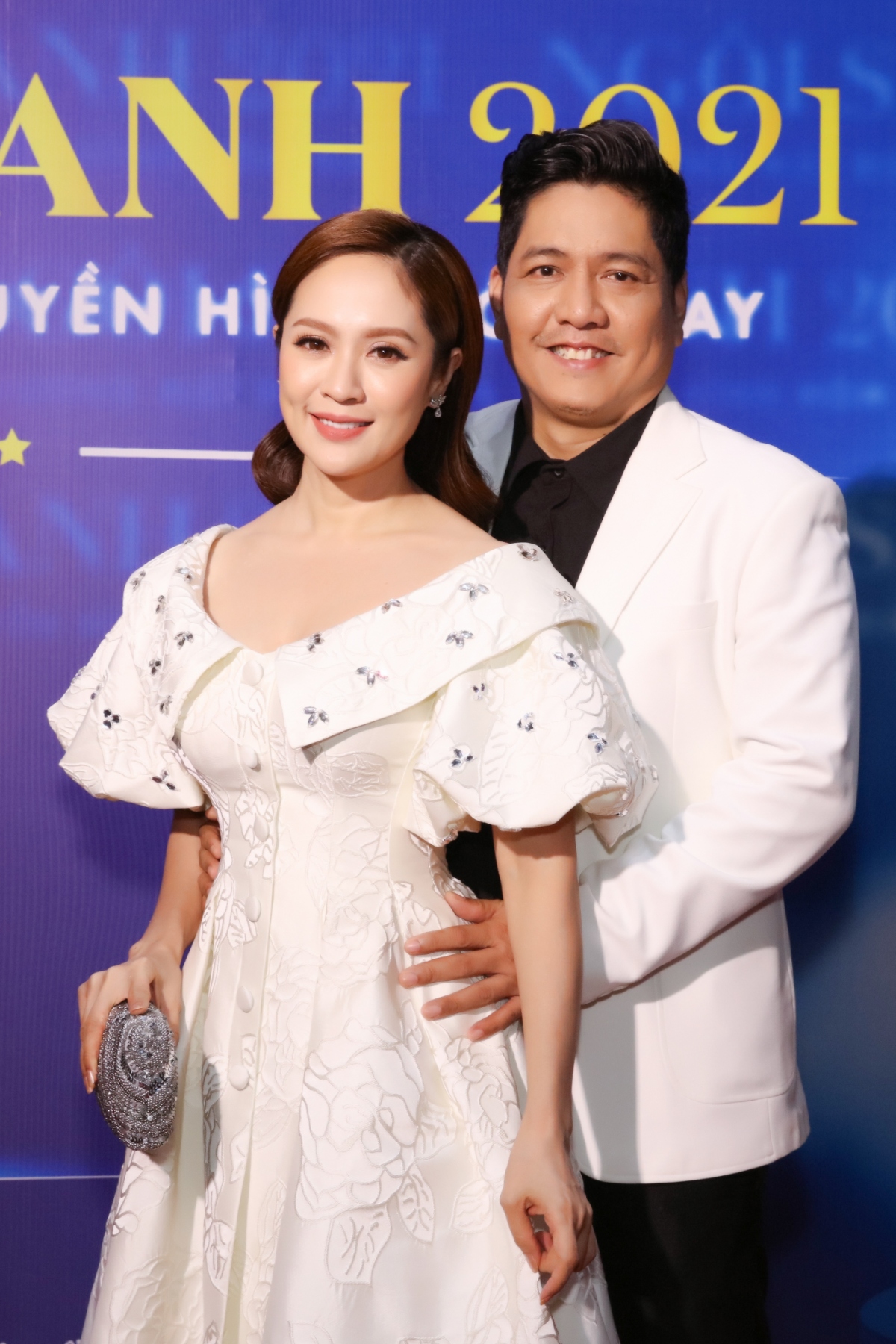 vo chong Duc thinh - thanh thuy ngot ngao tay trong tay o moi su kien hinh anh 3