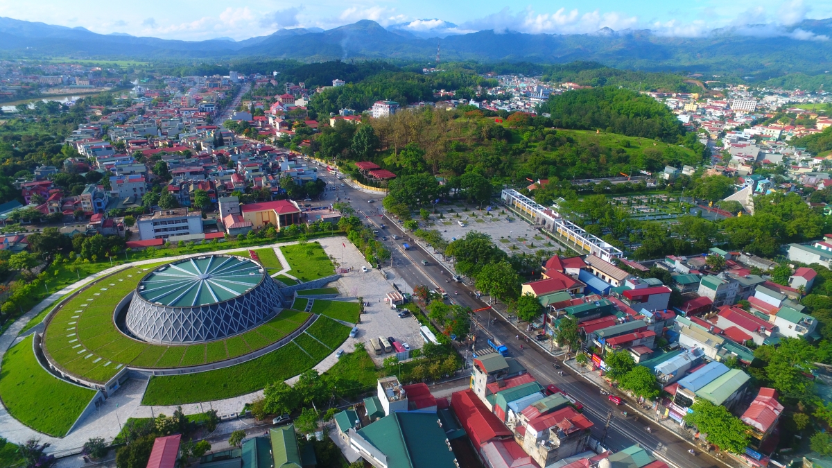 Tây Bắc một năm cùng cả nước nỗ lực vượt khó