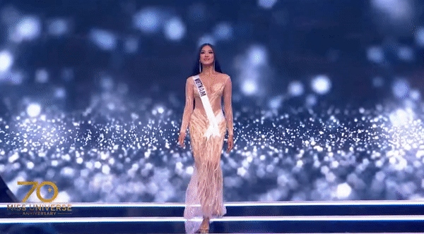 Cận cảnh đầm dạ hội giúp Á hậu Kim Duyên toả sáng tại Miss Universe