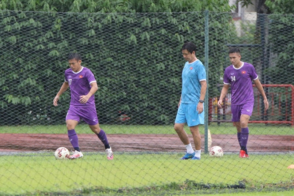 national squad hold first training session in singapore ahead of aff cup 2020 picture 6