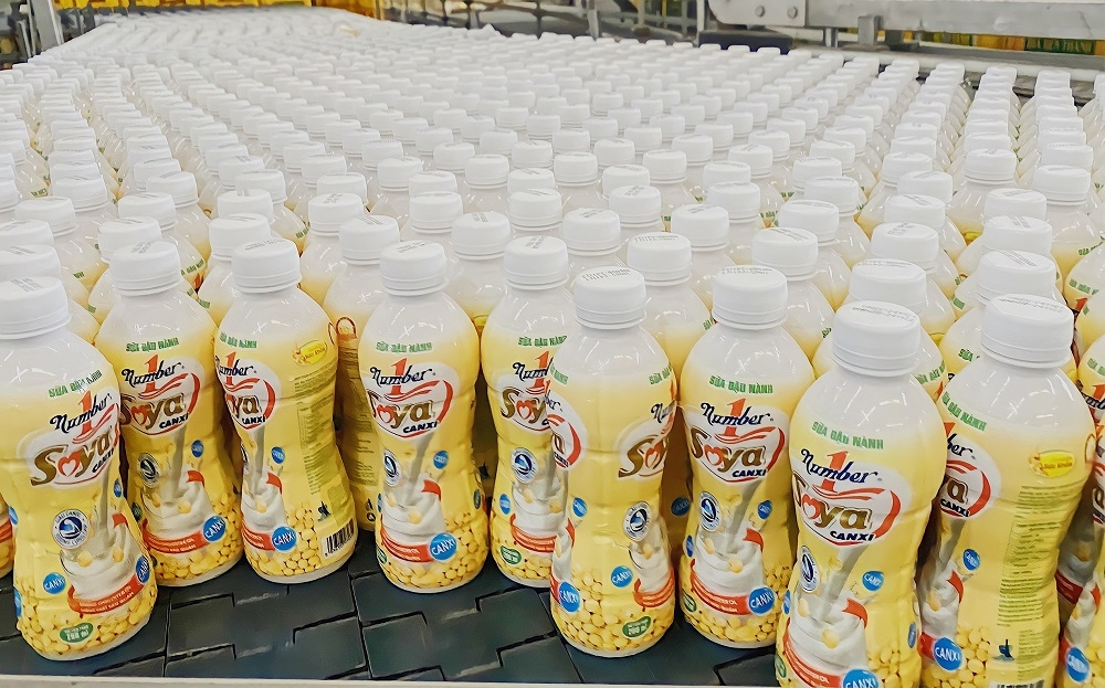 Number 1 Soya Canxi với thông điệp “chai mới siêu cool, xương siêu cứng”
