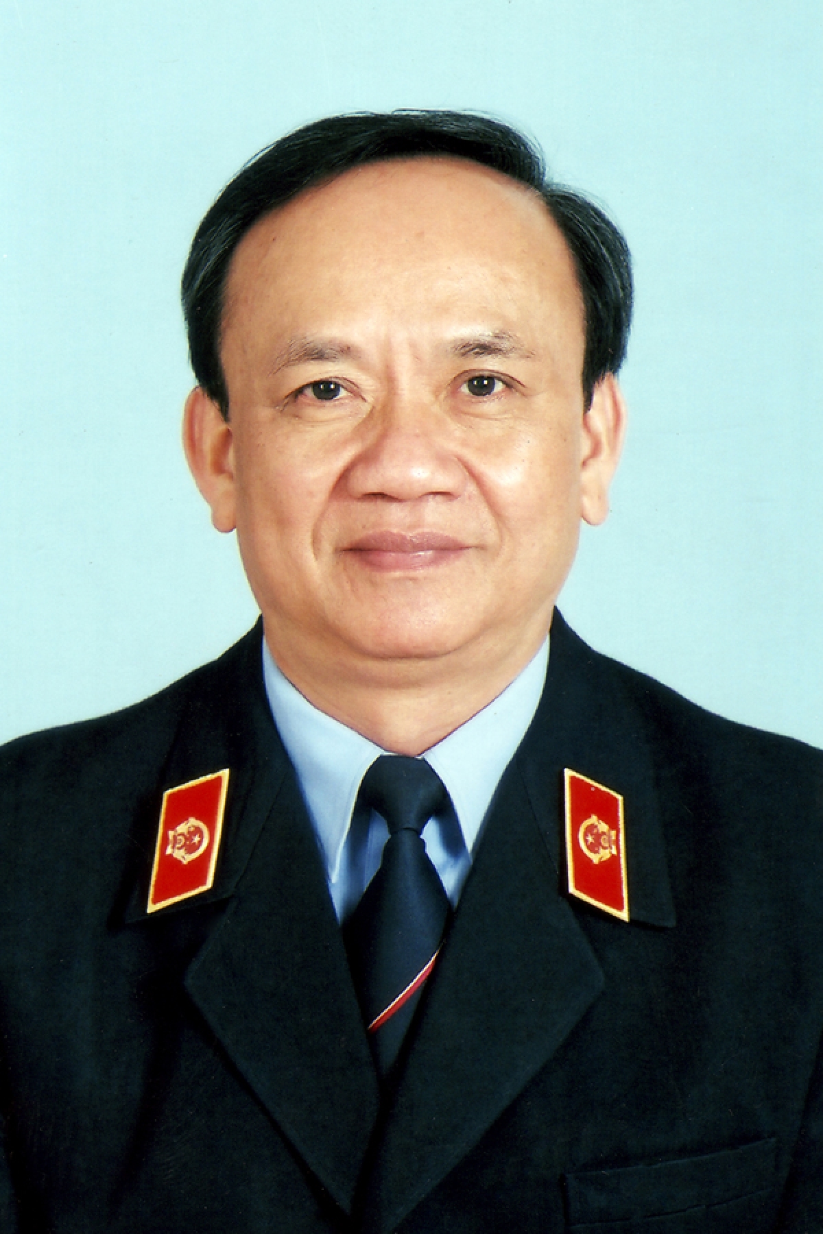 Ông Hà Mạnh Trí