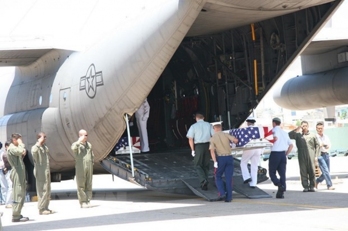 remains of us servicemen repatriated picture 1