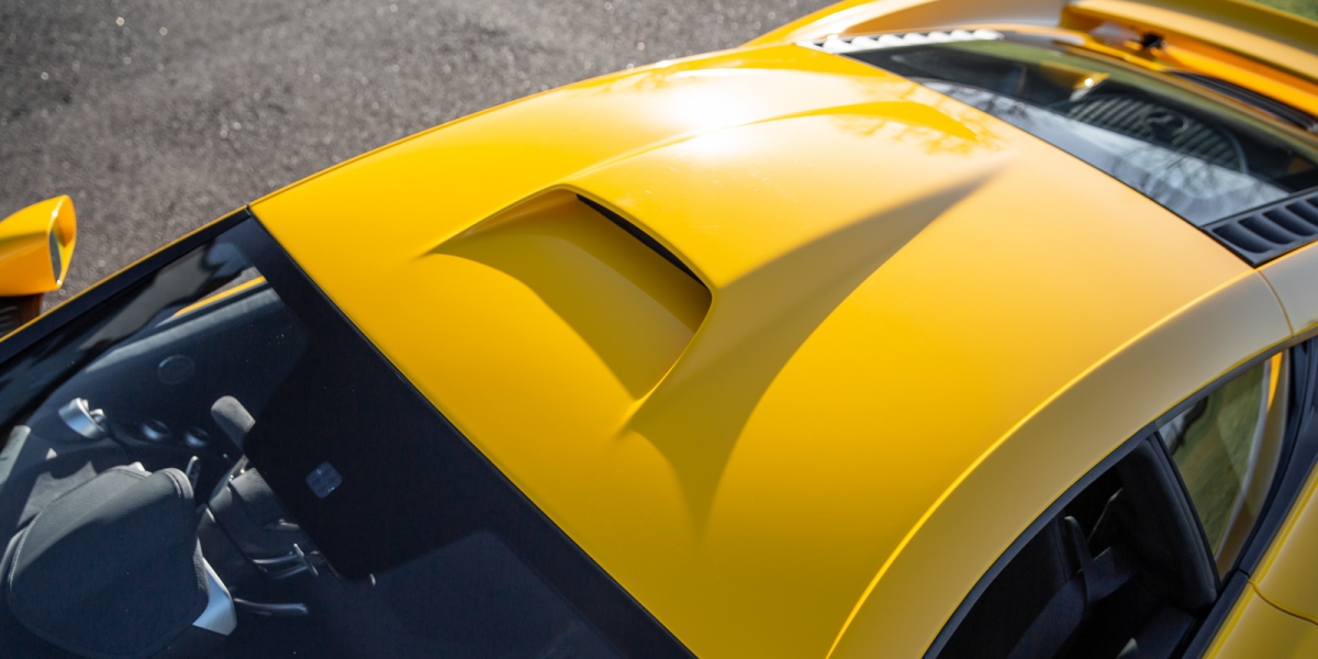Chiếc xe trong bài viết đang nhắc đến là xe duy nhất có màu Solar Yellow.