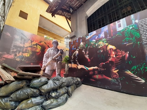 hoa lo prison hosts exclusive hanoi war exhibition picture 1