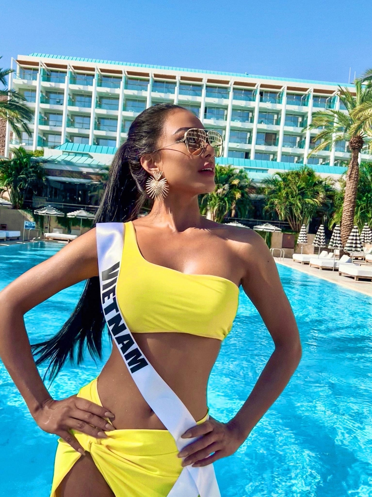 vietnamese beauty shows off outstanding figure at miss universe 2021 picture 3