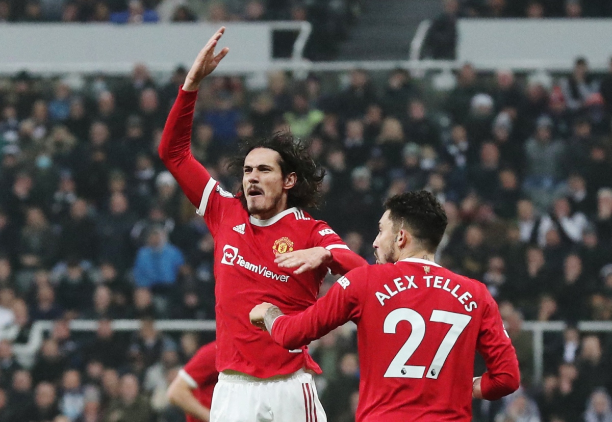 edinson cavani ghi ban, mu thoat thua tren san newcastle hinh anh 6