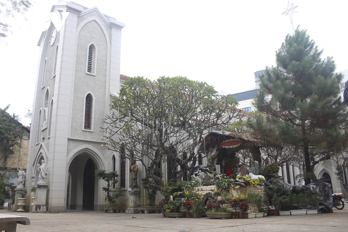 churches in hanoi prepare for christmas amid covid-19 fight picture 8