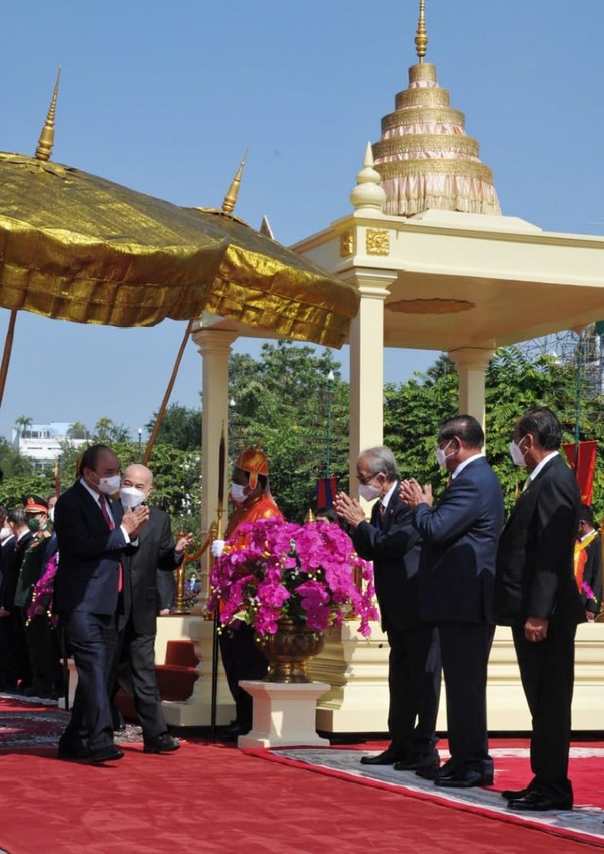 state president phuc warmly welcomed in phnom penh picture 5