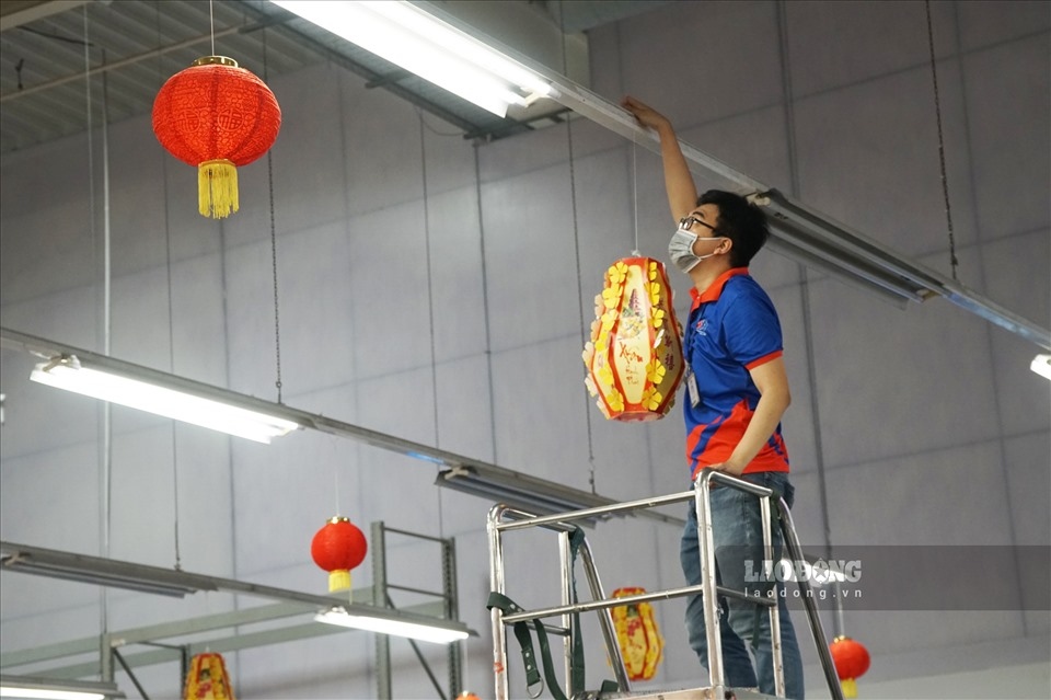 tet shopping begins at supermarkets in ho chi minh city picture 7