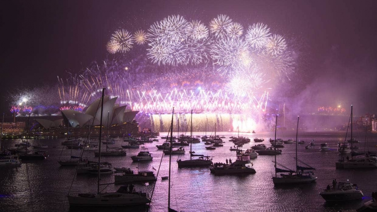 Màn bắn pháo hoa tại Sydney chào đón năm mới 2021. Ảnh: Getty