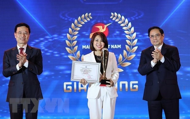 winners of make in vietnam digital technology product 2021 awards announced picture 1