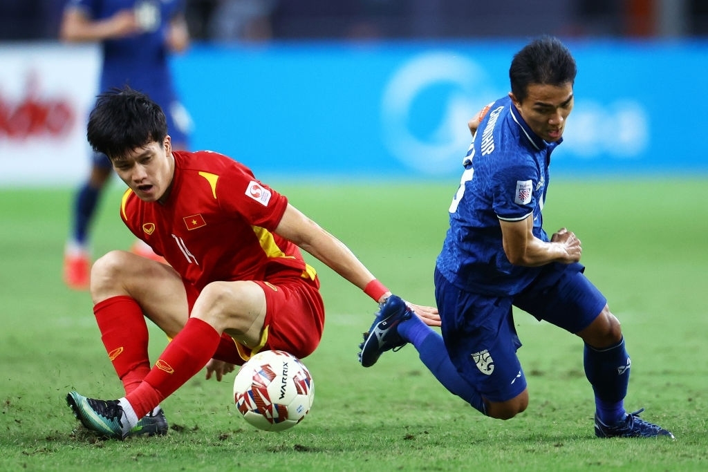 Dt viet nam can cam hung champions league de chong lai lich su aff cup hinh anh 1