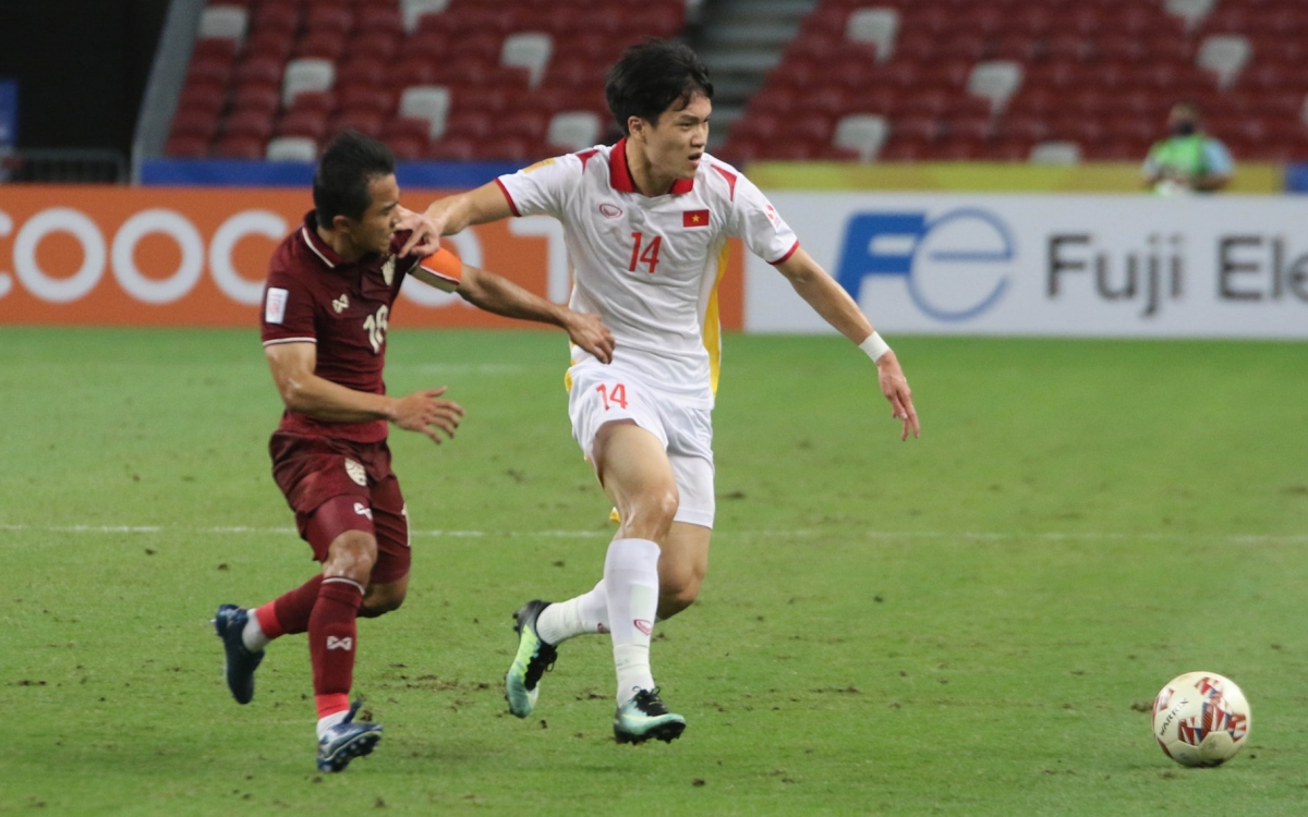 nguyen hoang Duc nhan loi khen tren trang chu aff cup hinh anh 1