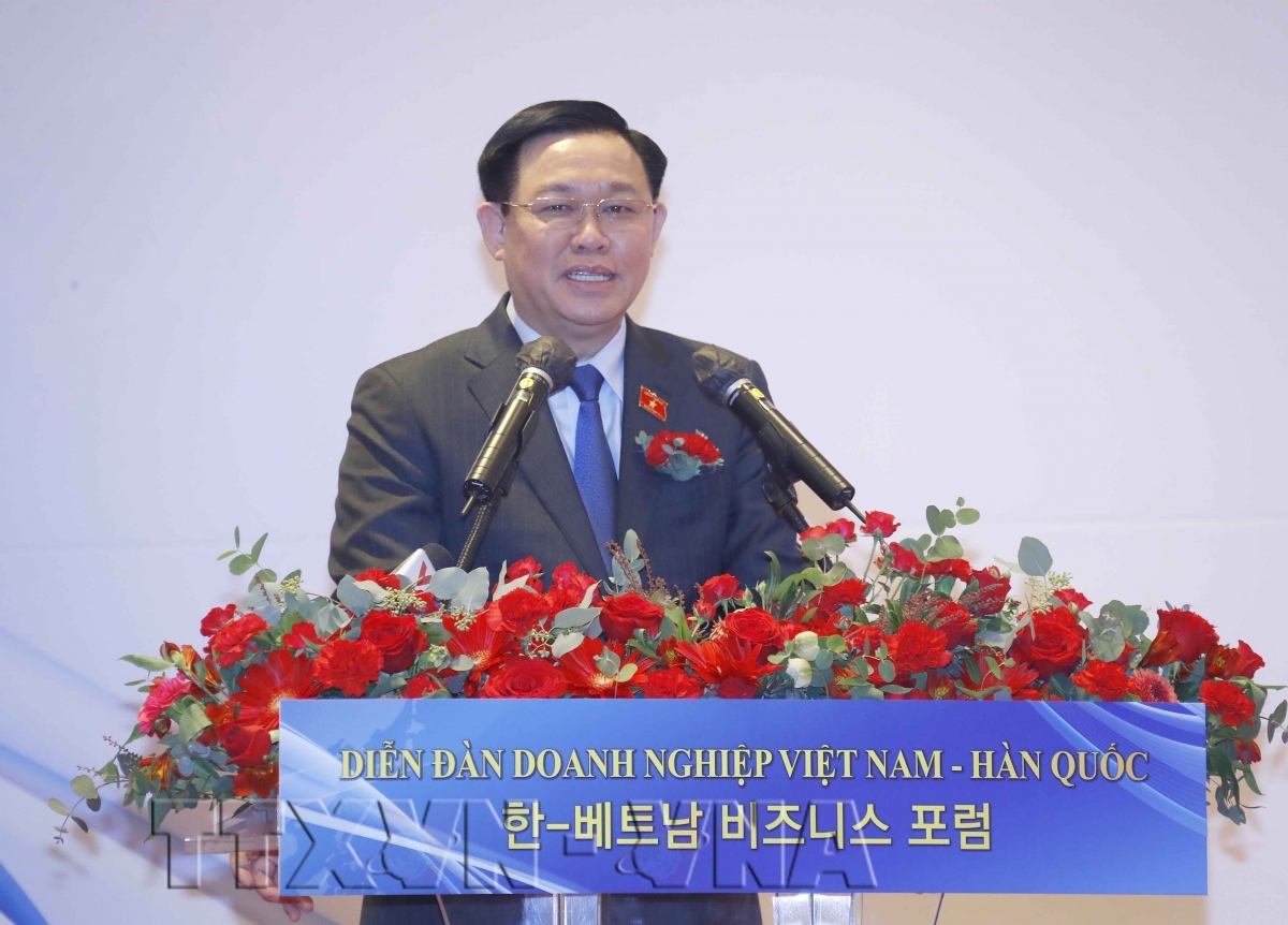 vietnam, rok unveil investment projects worth billions of dollars picture 2