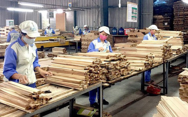 Vietnam records trade deficit of US$124.8 million with Laos