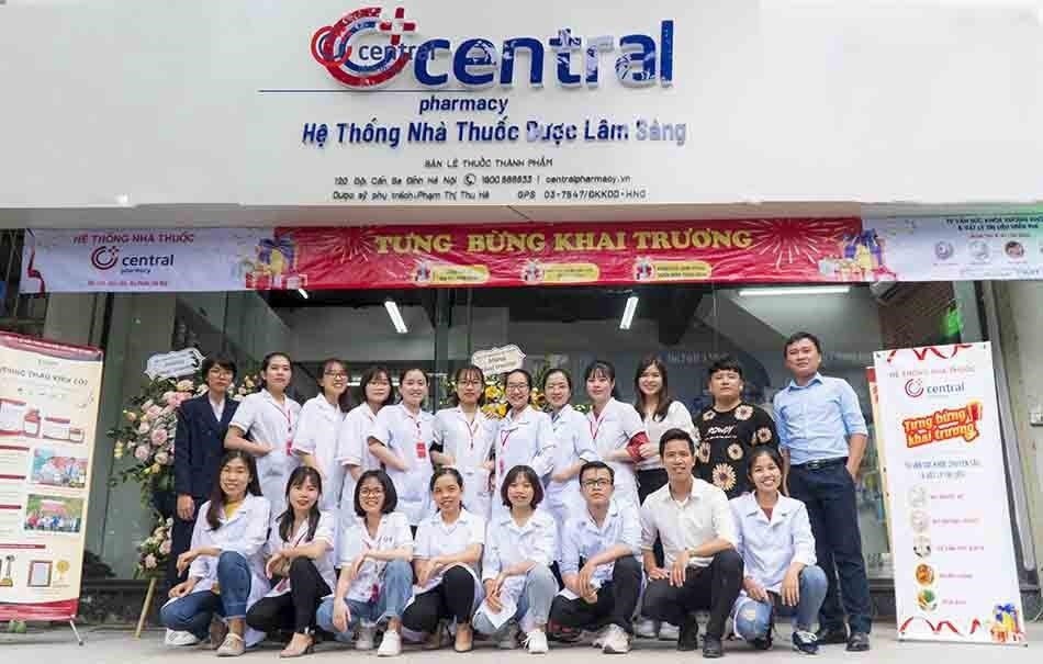 trung tam thuoc central pharmacy tien phong cham soc suc khoe toan dien hinh anh 1