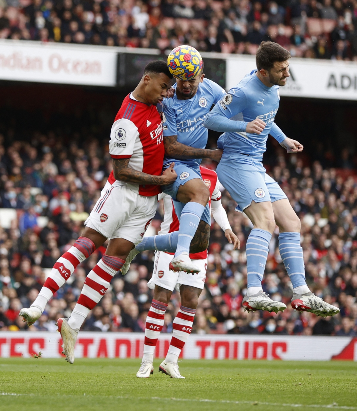 rodri ghi ban phut 90 3, man city loi nguoc dong thang 10 nguoi cua arsenal hinh anh 10