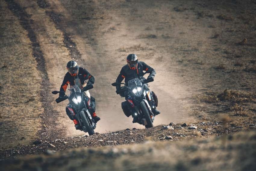 ktm 390 adventure 2022 thay doi thiet ke, giu nguyen dong co hinh anh 4