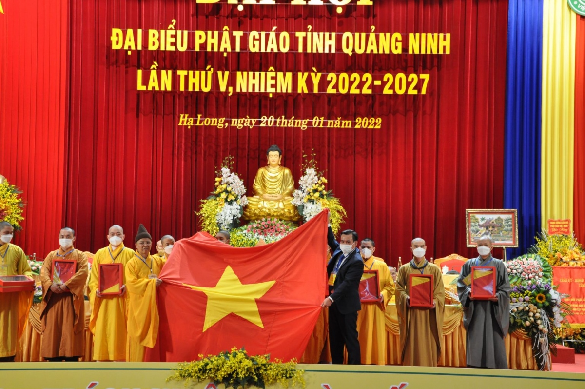 phat giao tinh quang ninh voi nhieu hoat dong tu thien va cuu tro nhan dao hinh anh 2