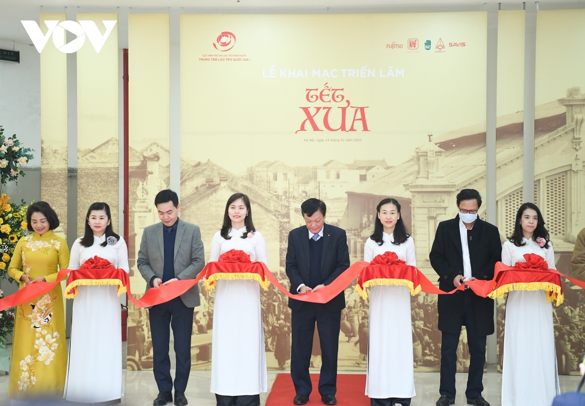 exhibition on traditional tet opens to public picture 3