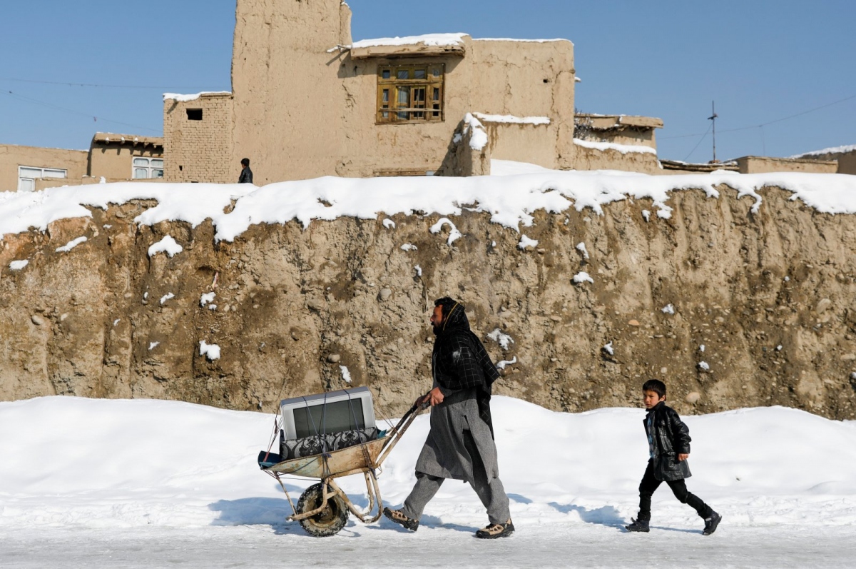 taliban ban bo tinh trang khan cap vi mua lon, tuyet roi o afghanistan hinh anh 1