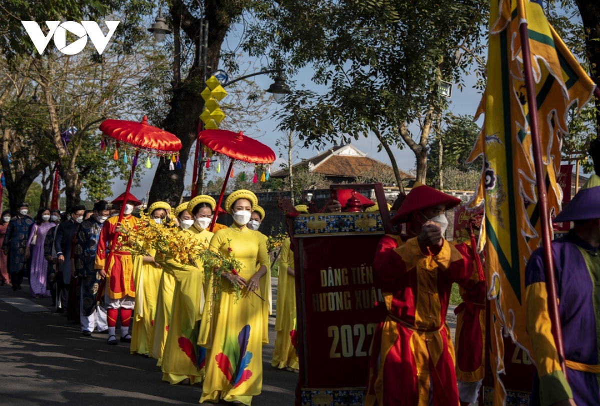 unique ritual procession to celebrate lunar new year picture 5