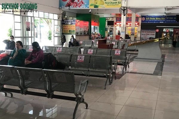 hanoi bus stations fall quiet ahead of lunar new year picture 3