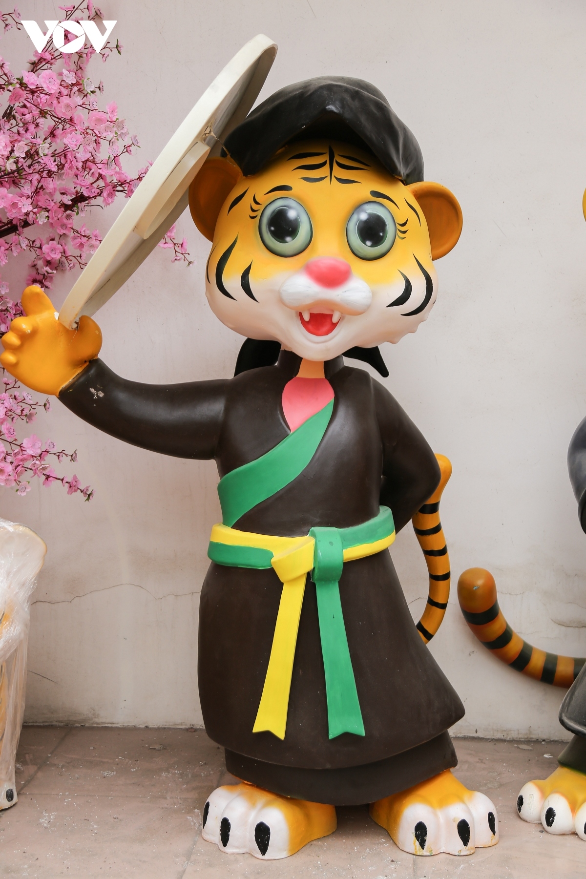 unique figurines in bac ninh celebrate year of tiger picture 8