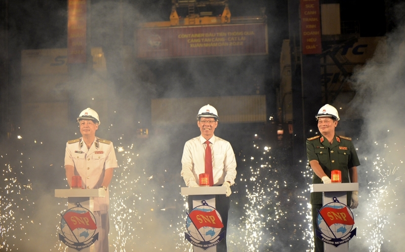 Chủ tịch UBND TP.HCM: “Mong Tân Cảng Sài Gòn đóng góp nhiều hơn nữa cho nền kinh tế"