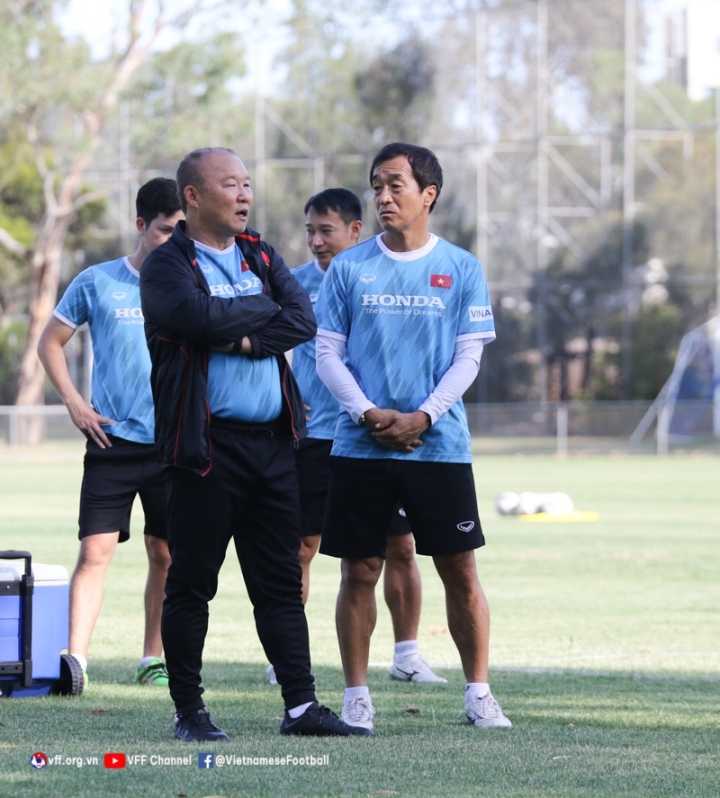 national squad hold training session in australia ahead of world cup qualifiers picture 2