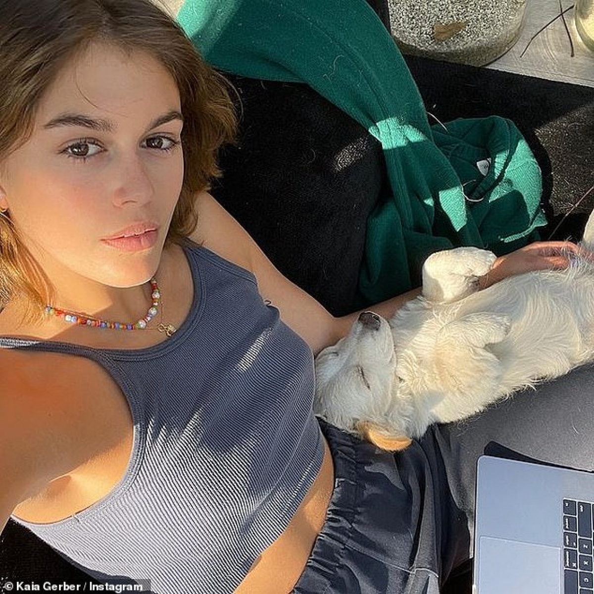 con gái cindy crawford tái xuất xinh đẹp tại sự kiện sau ồn ào hẹn hò tài tử austin butler hình ảnh 7 con gai cindy crawford tai xuat xinh dep tai su kien sau on ao hen ho tai tu austin butler hinh anh 7