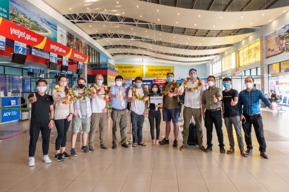 quang binh welcomes bbc landmark natural history series film crew picture 1