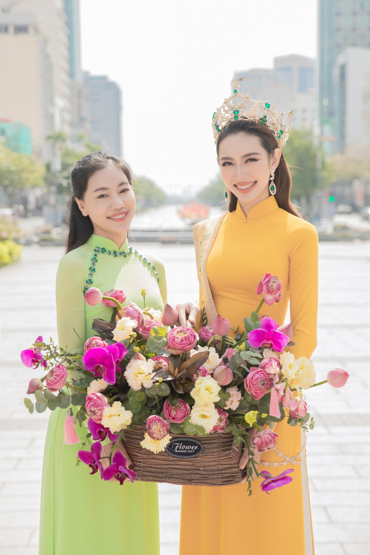 homecoming ceremony for miss grand international 2021 thuy tien picture 13