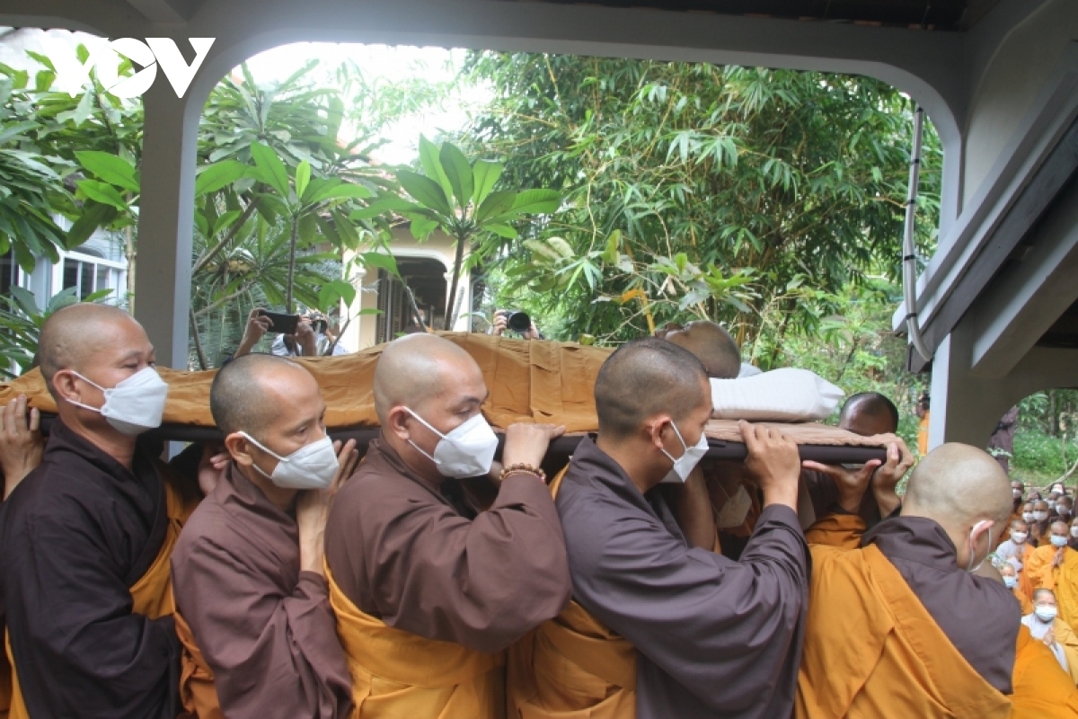 funeral service of zen master thich nhat hanh picture 1