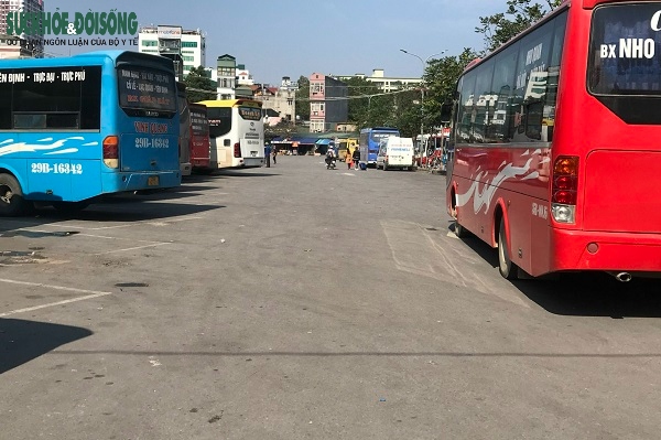 hanoi bus stations fall quiet ahead of lunar new year picture 11