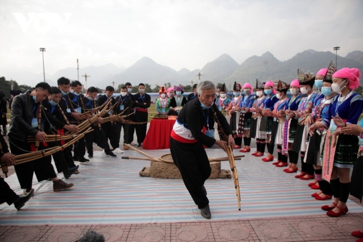 mong culture festival preserves traditions picture 1