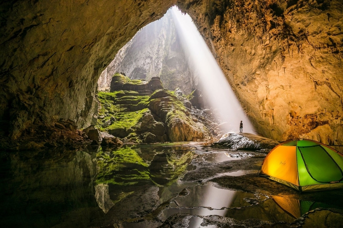 Tours of Son Doong cave are fully booked for 2022 (Photo: Oxalis Adventure)