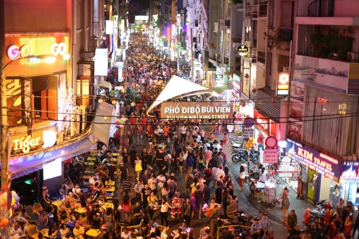 top 10 must-visit venues in hcm city during lunar new year holiday picture 5