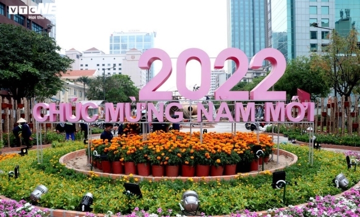 top 10 must-visit venues in hcm city during lunar new year holiday picture 2