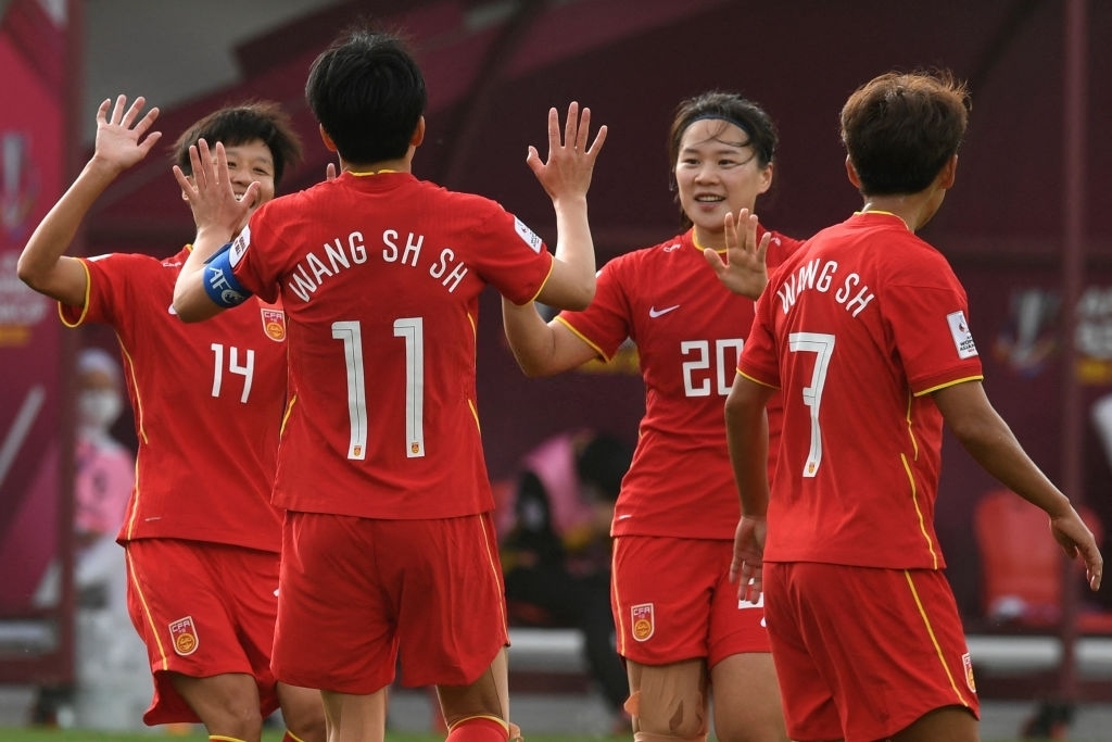 ĐT nữ Trung Quốc giành vé đầu tiên vào tứ kết Asian Cup nữ 2022. (Ảnh: Getty). 